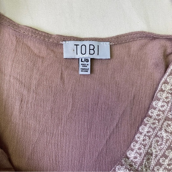 Tobi Boho Tunic with Embroidered Detail - Picture 7 of 14